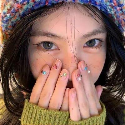 带剑的小孩