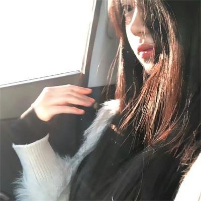 她和她的恋爱小动作